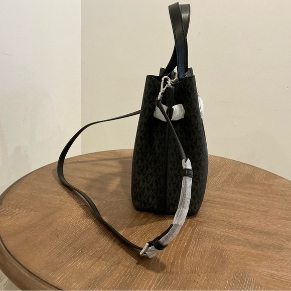 MICHAEL MICHAEL KORS Emilia Medium Signature Logo Satchel. NEW - Picture 9 of 10